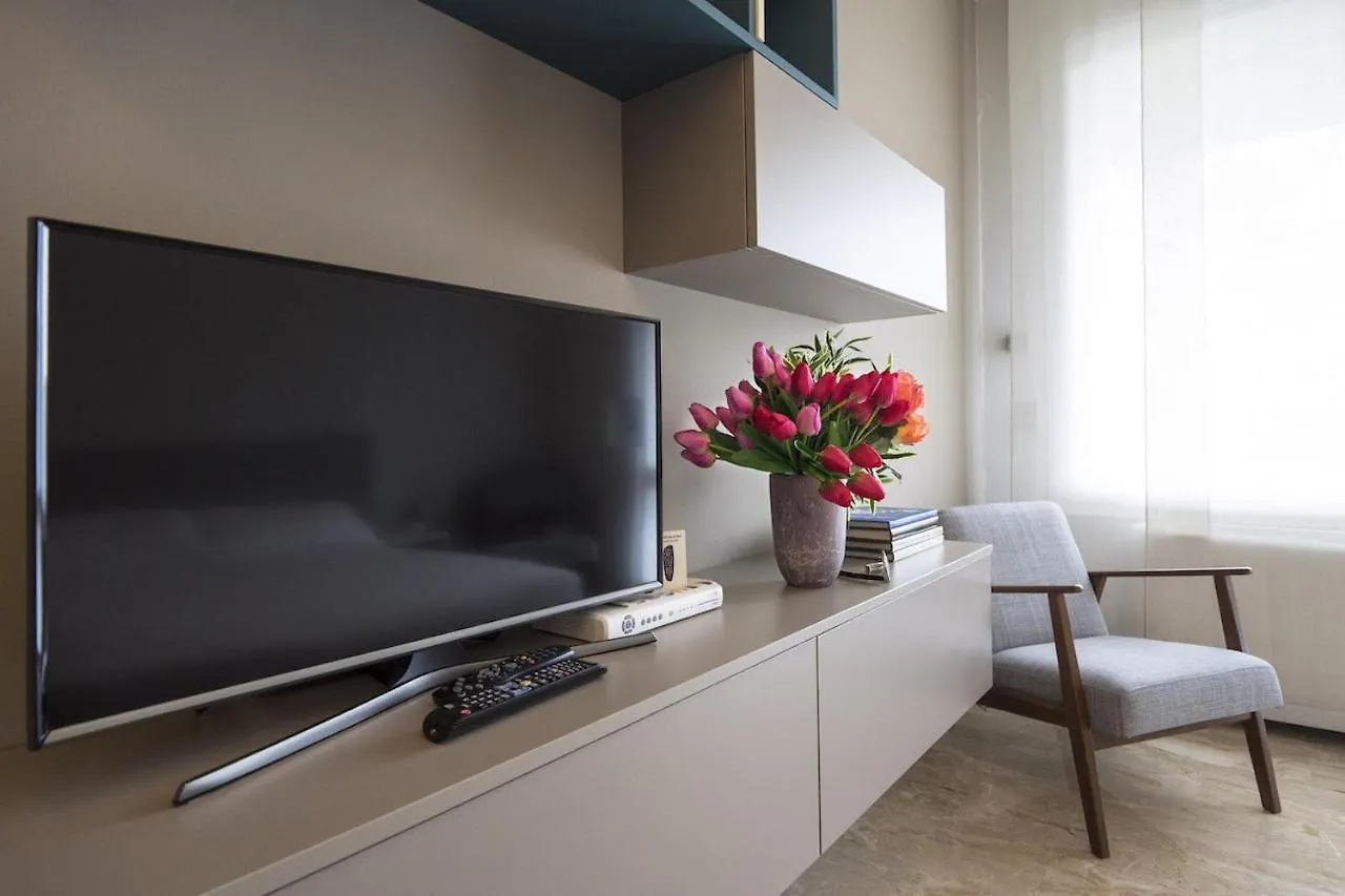 Contempora Apartments - Elvezia 8 - E12 Milano