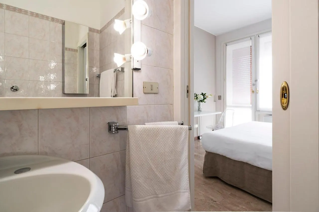 Contempora Apartments - Elvezia 8 - E12 Milano 0*,